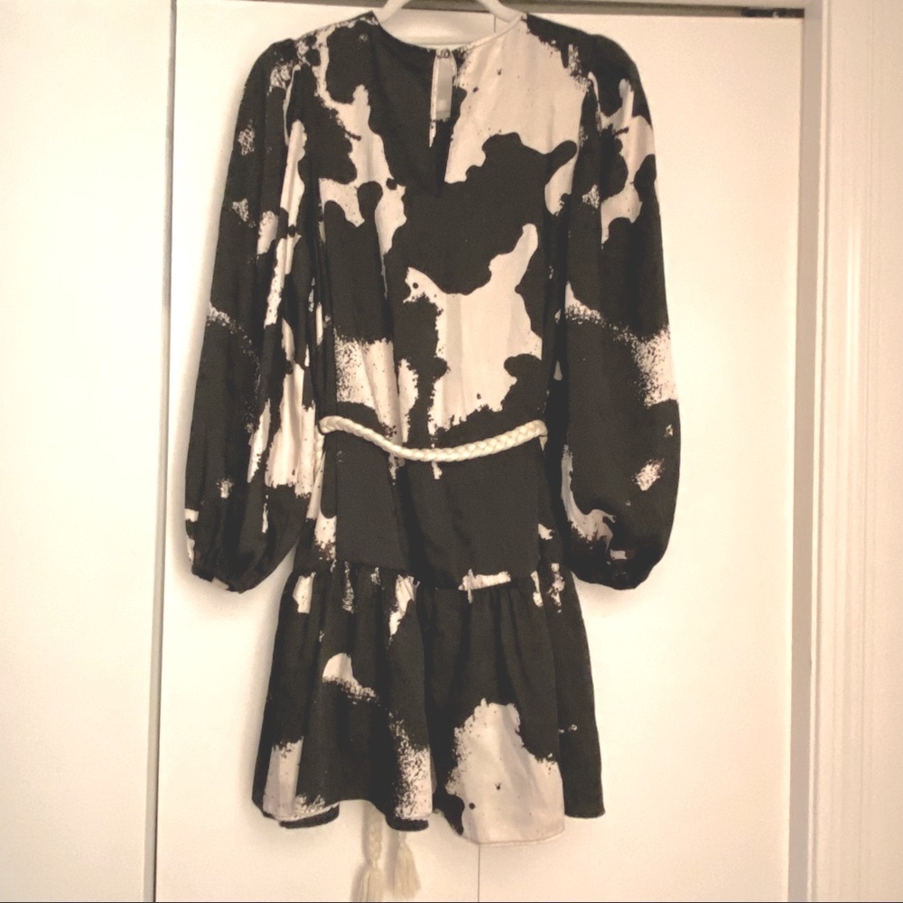 Alexis Black + White (Off-White) Long Sleeve Dress, M - Picture 12 of 16